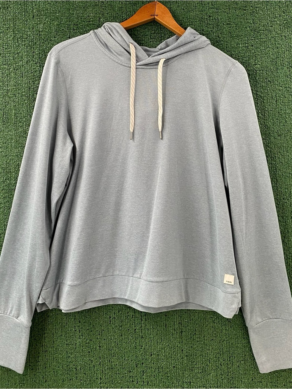 Vuori Halo Cloud Heather Blue Hoodie Women’s Size Large
